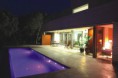 /album/ambientes-com-led-%21%21%21-use-led-o-mundo-agrade%c3%a7e-/led-piscina-jpg/